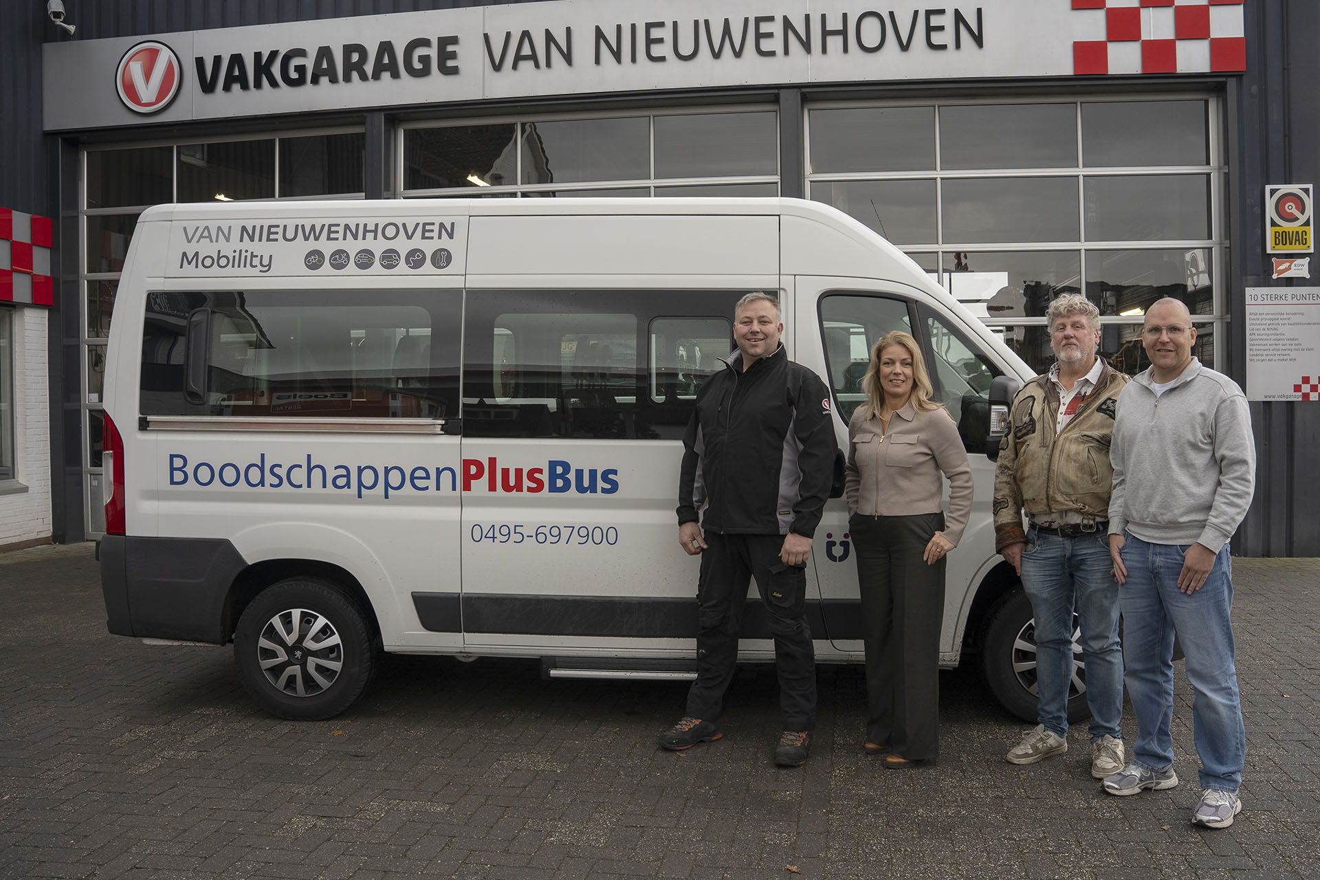 Nieuwe bus voor BoodschappenPlusBus dankzij samenwerking