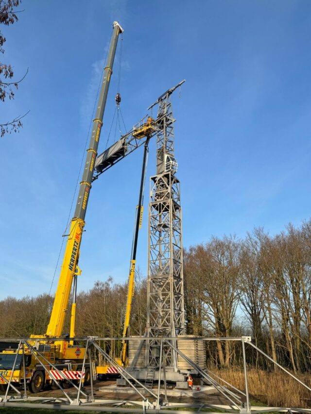 Opbouw historische bouwkraan