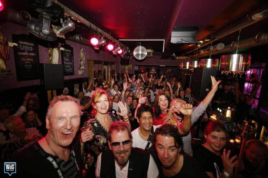 Archieffoto WdG - De Apostel / Apollo in de Beekstraat