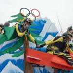 Kleurrijke Grote Rogstaekersoptocht in beeld