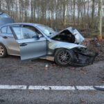 Twee gewonden nadat auto tegen boom botst op Ringbaan-Oost