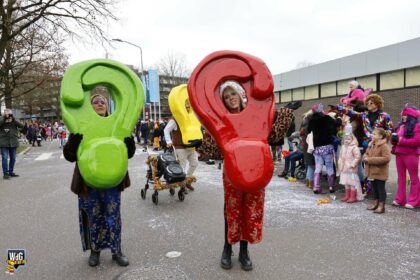 Femiêlie Optocht van V.V. De Vêrkusköp in beeld