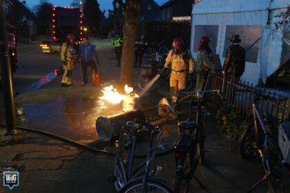 Terrasverwarmer bij feesttent in Maarheeze vat vlam