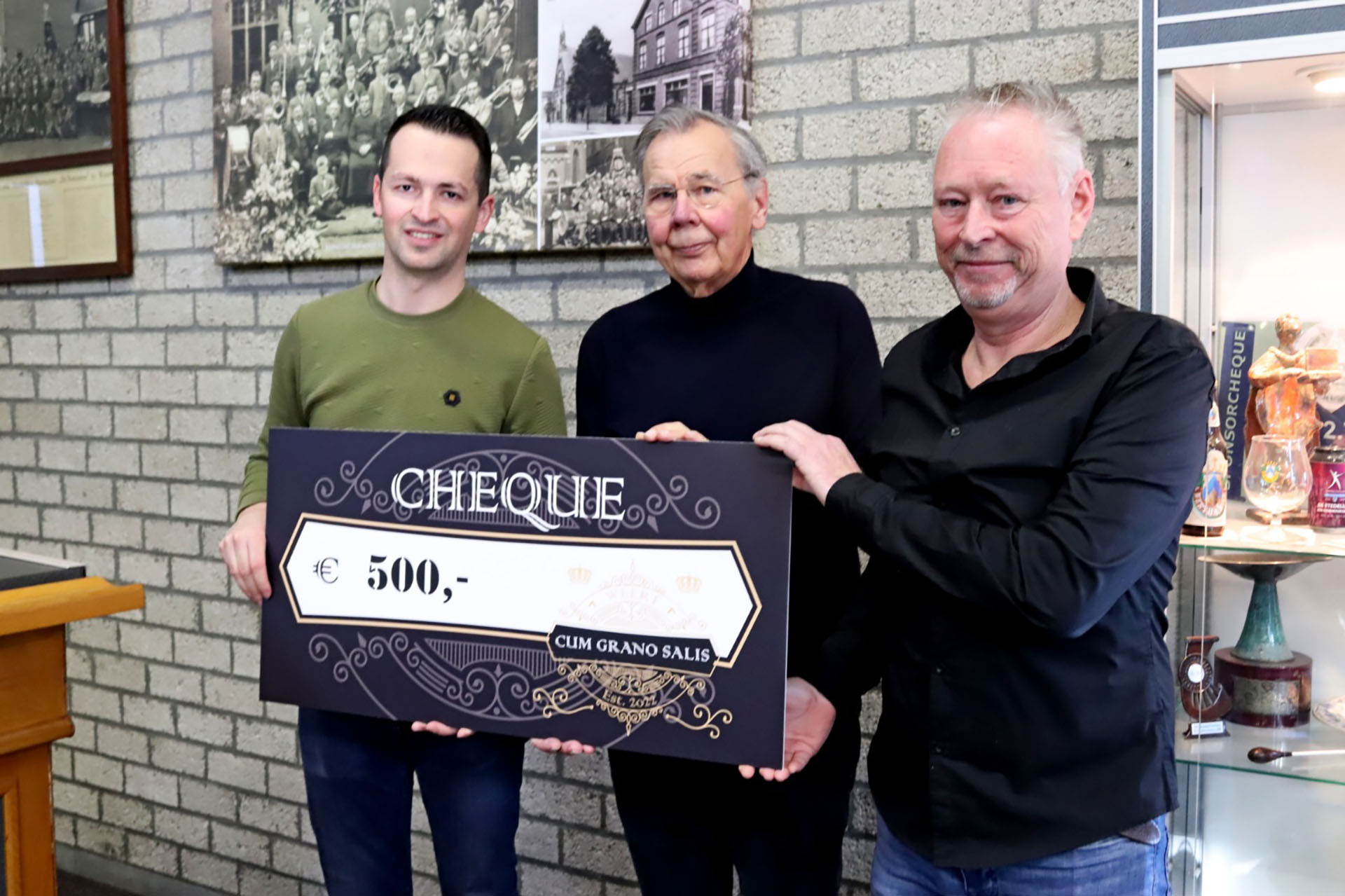 Serviceclub Cum Grano Salis steunt jubileum VrijeTijdsOrkest