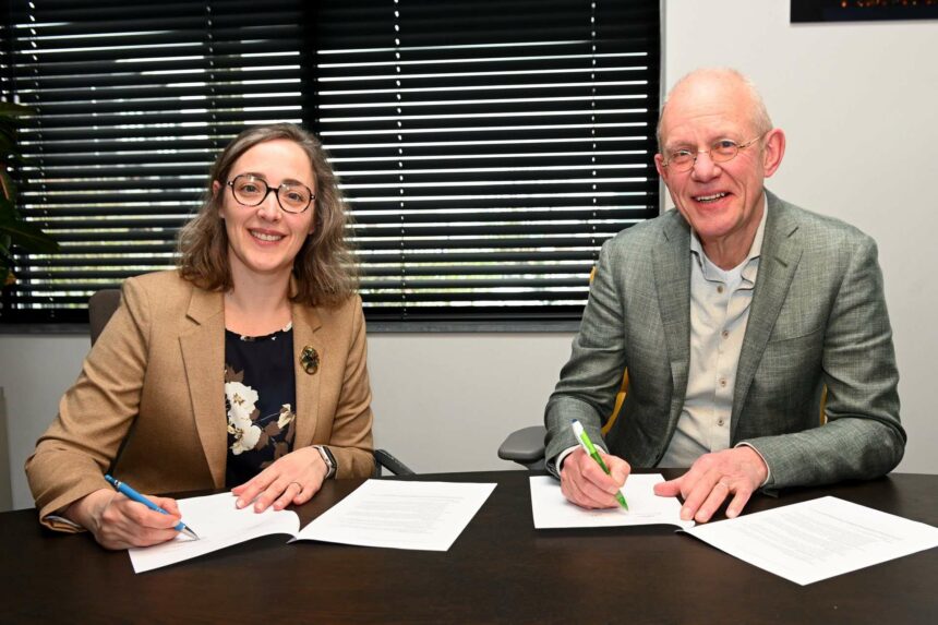 Intentieovereenkomst 110 woningen Maarheeze - Fotograaf: Jos Meusen