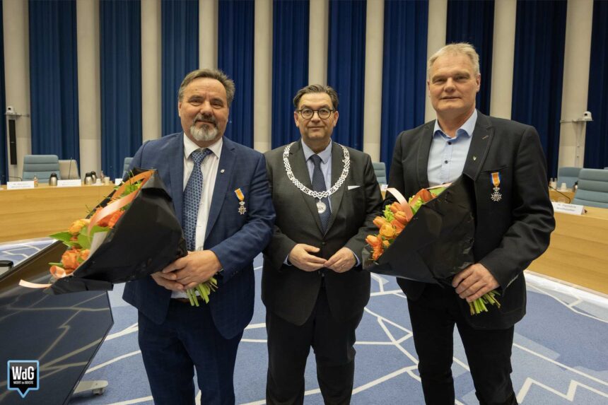Koninklijke onderscheiding voor Henk van de Loo en Hendrik Stals