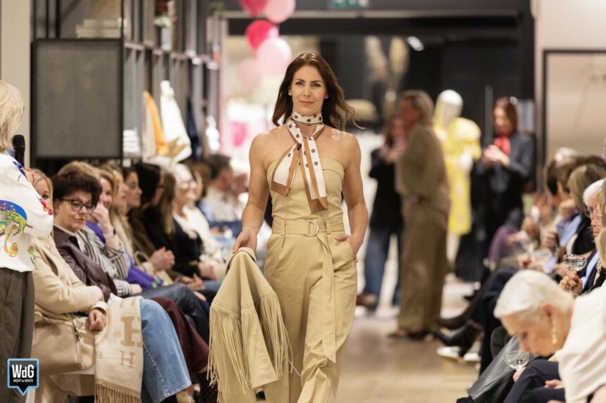 Feestelijke modeshow bij Cramers van Asten viert 20 jaar damesmode