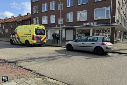 Auto en motor betrokken bij ongeval op de Dries