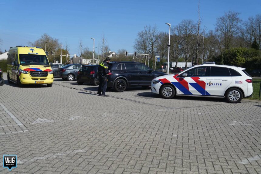 Blikschade na botsing op Maaseikerweg