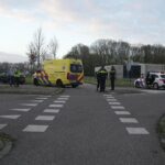 Auto en fietser botsen bij oversteek Savelveld in Stramproy
