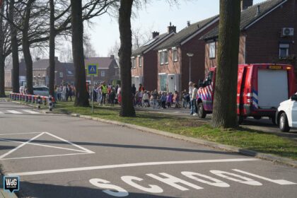 School op Laar ontruimd na meldingen van penetrante lucht