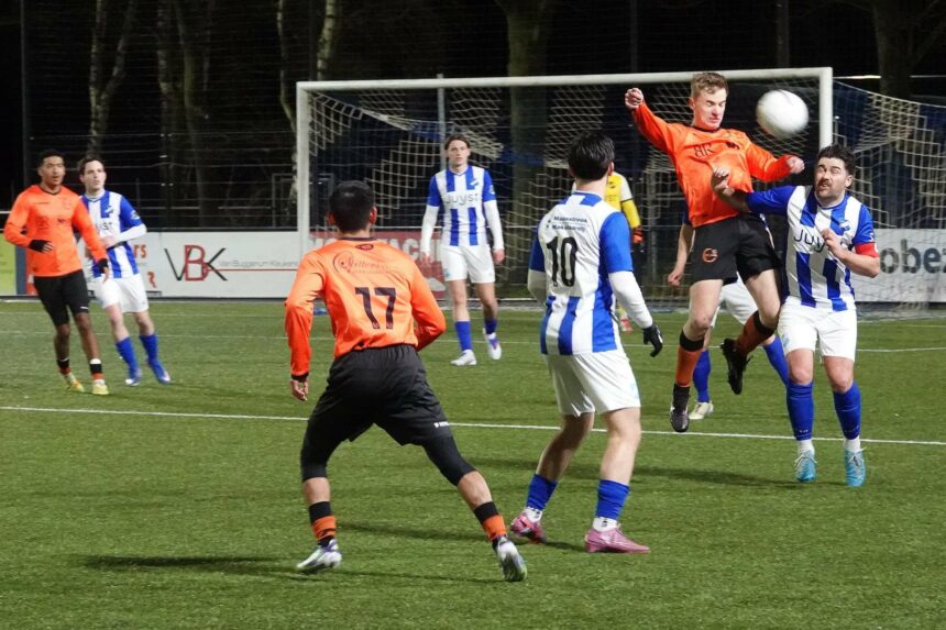 SV Laar geeft in blessuretijd de volle winst uit handen