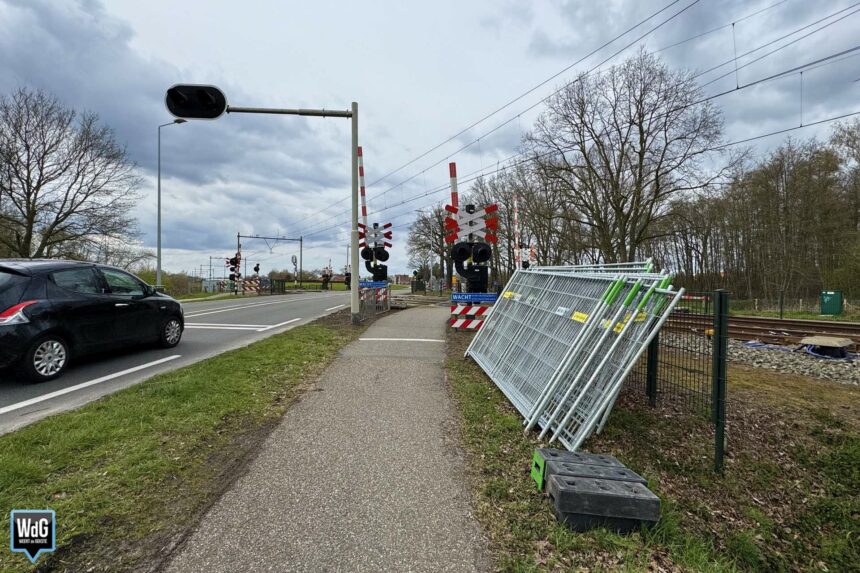 Spoorwegovergang Roermondseweg weer open voor verkeer