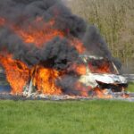Bakwagen met textiel vat vlam op snelweg A2 bij Weert