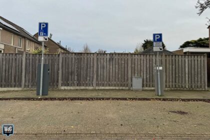 Twee laadpalen met elk één gereserveerde laadplek