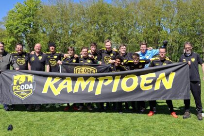 FC ODA G1 overtuigend kampioen na ruime zege - Ingestuurde foto