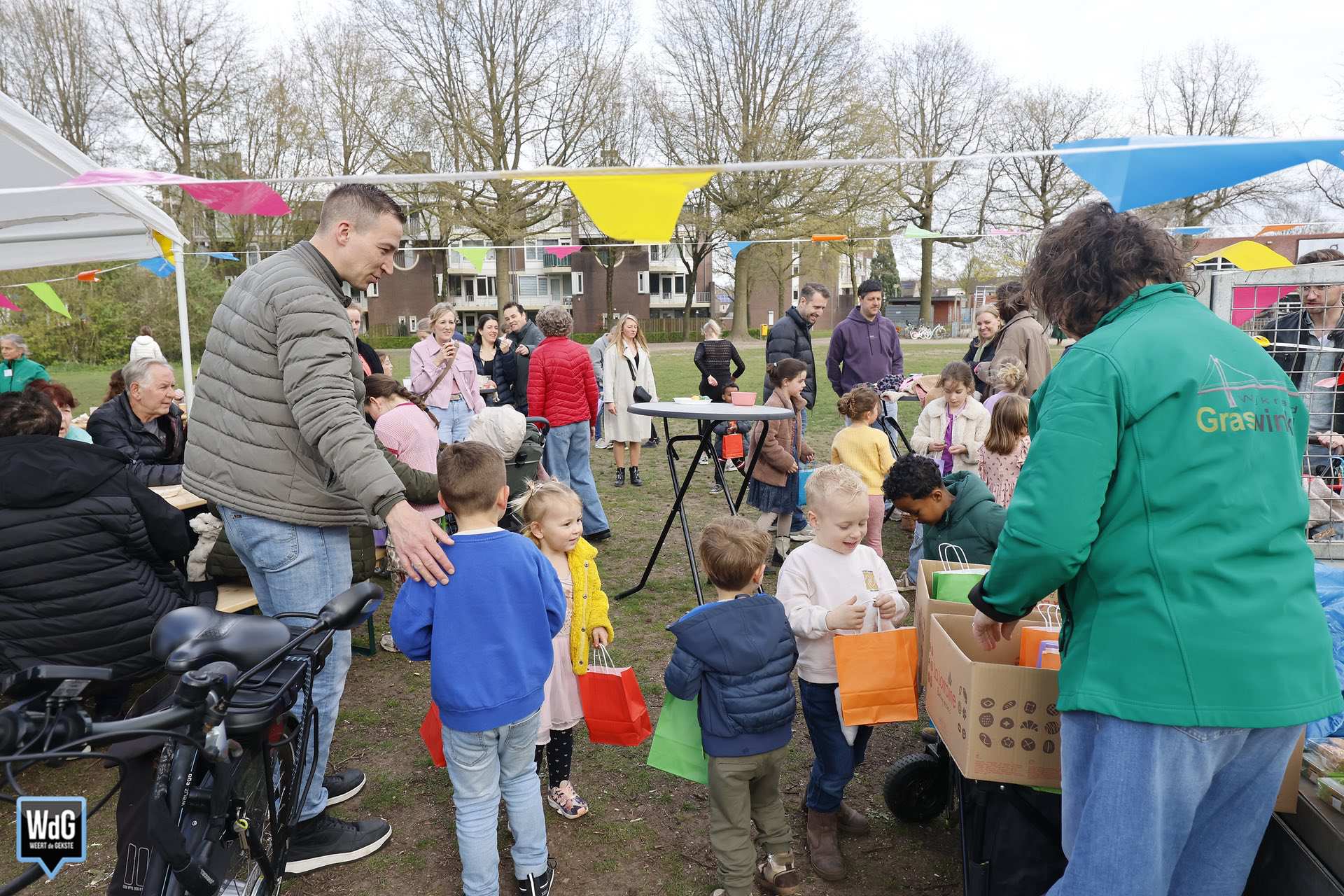 Gezellige paasmiddag van Wijkraad Graswinkel trekt veel bezoekers