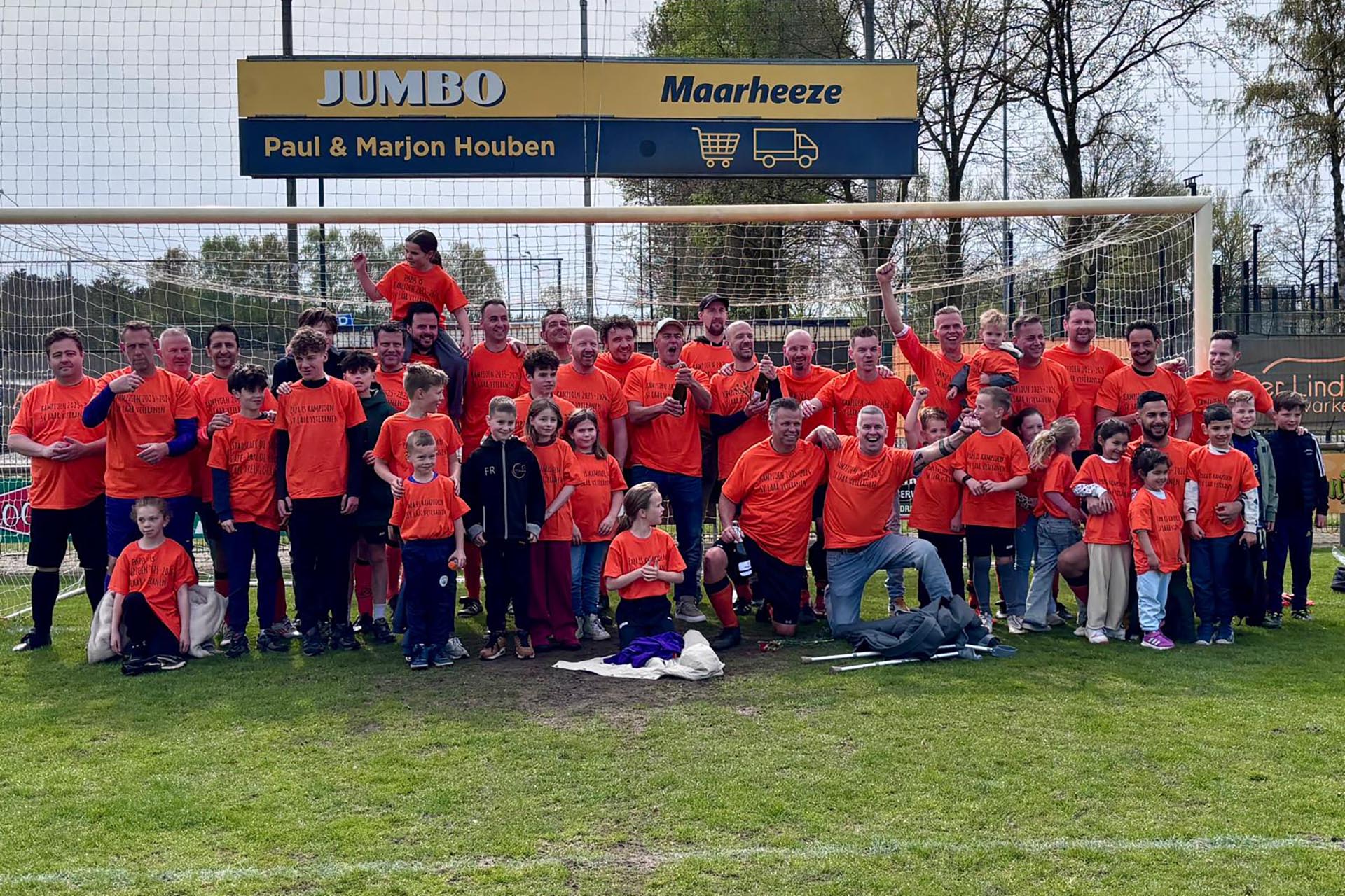 SV Laar 35+1 pakt titel na winst op Maarheeze