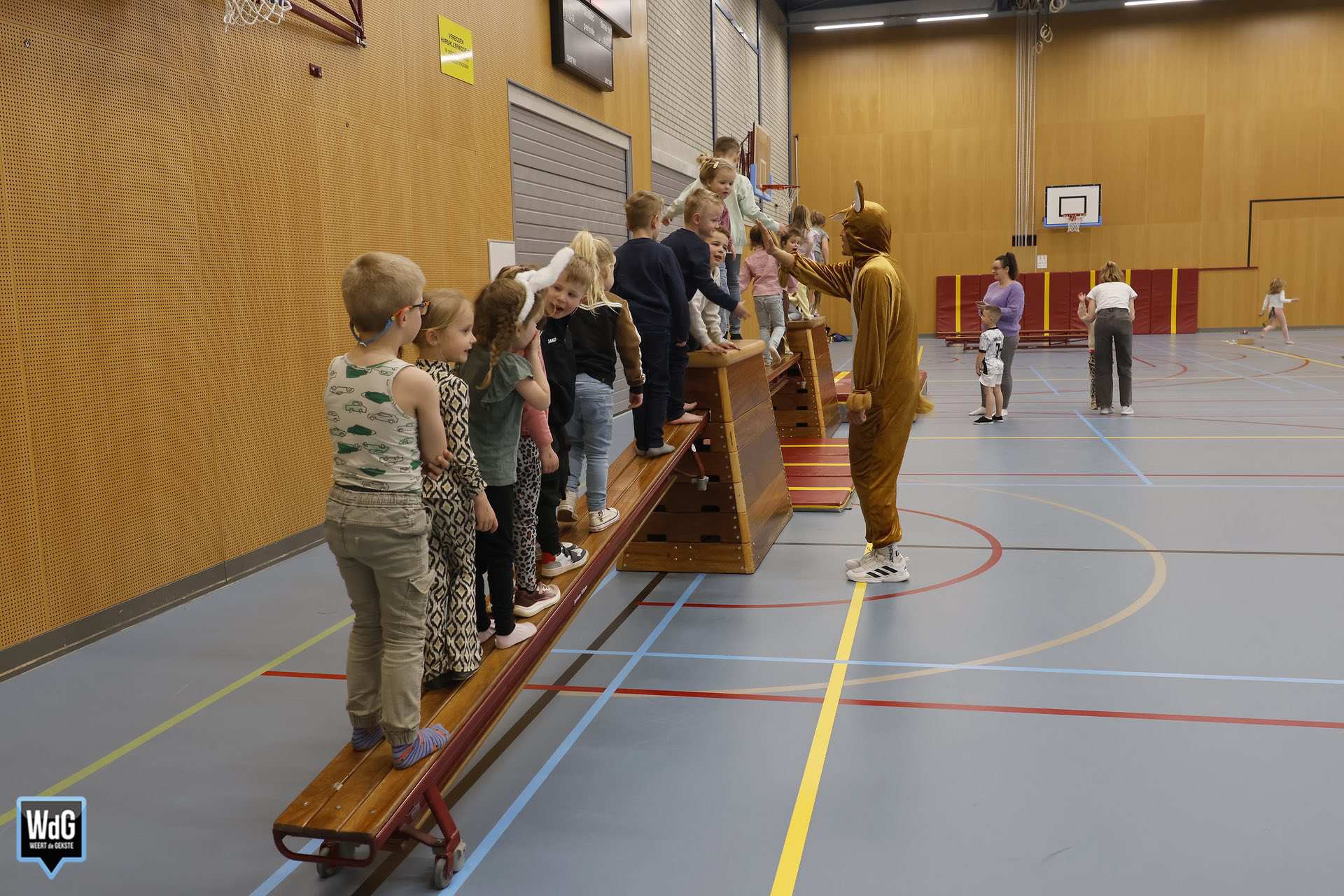 Grote glimlachen tijdens Paaspret in sporthal St. Theunis