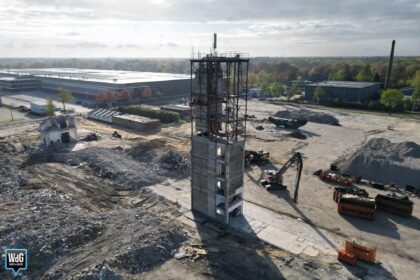 Toren oude Verkadefabriek aan Industriekade tegen de vlakte