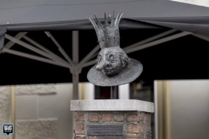 Vastelaovendjmonument 'De Naas'