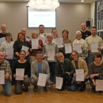 Veldeke Wieërt levert nieuwe dialectklas af met nieuw bestuur