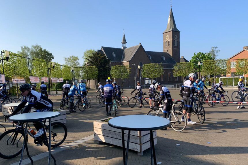 Foto via Stichting Wielerronde Tungelroy