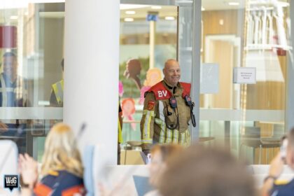 Bijzonder afscheid voor brandweerman René van Tulden in stadhuis Weert