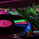 DJ Draaitafel. Foto via DepositPhotos