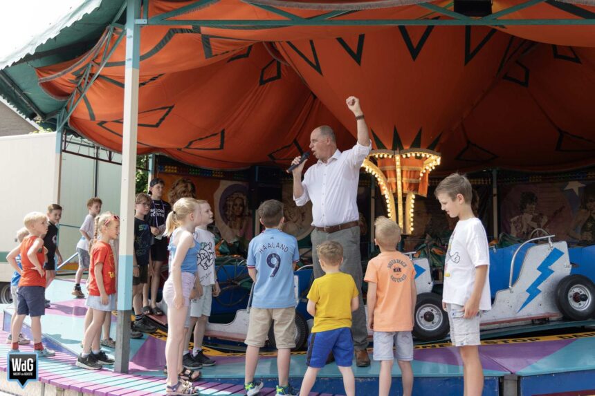 Kermis in Tungelroy officieel geopend