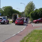 Fietser gewond na aanrijding op St. Luciastraat