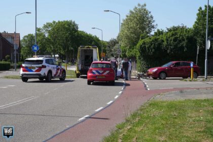 Fietser gewond na aanrijding op St. Luciastraat