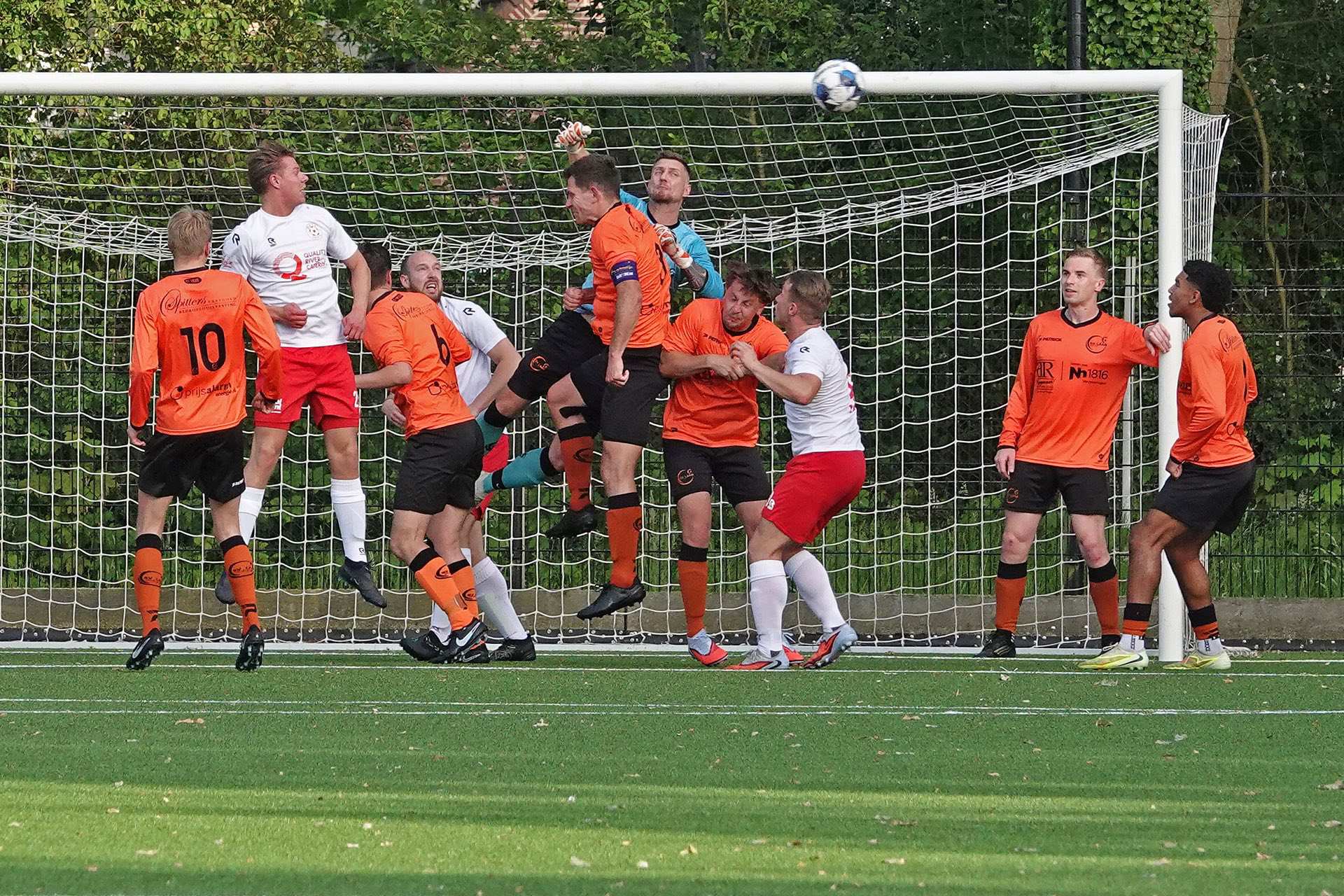 SV Laar speelt zich veilig na remise tegen MASV