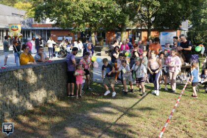 Spellen tijdens Zomer Pleinfestijn. Foto van van Theo Van de Winkel
