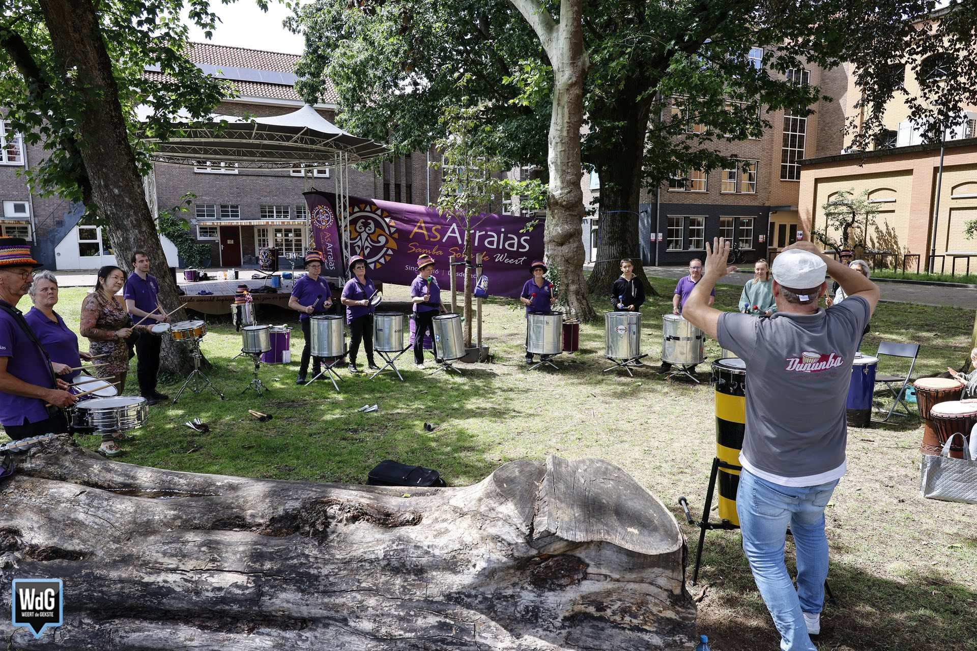 Jubilerend As Arraias zet binnenstad in beweging met samba