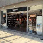 Medewerkers Gall & Gall Etos en Kruidvat voeren actie