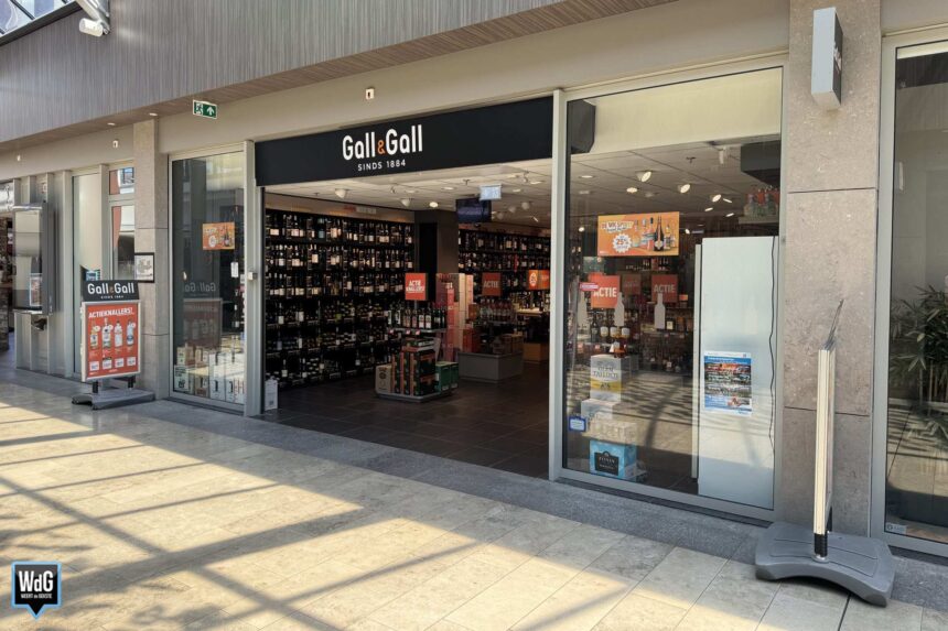 Medewerkers Gall & Gall Etos en Kruidvat voeren actie