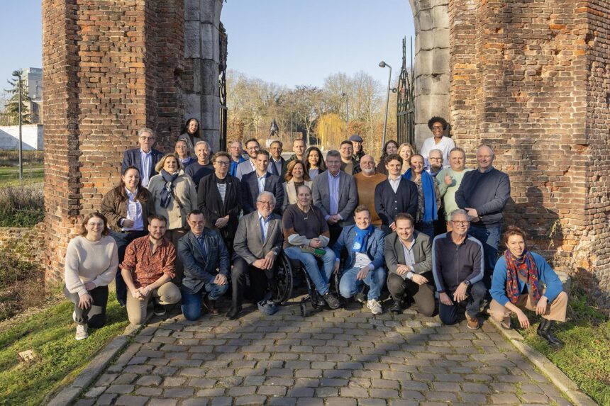 Weert Lokaal introduceert Lokale Wijkteams om inwoners een vast aanspreekpunt te bieden. Foto via Weert Lokaal