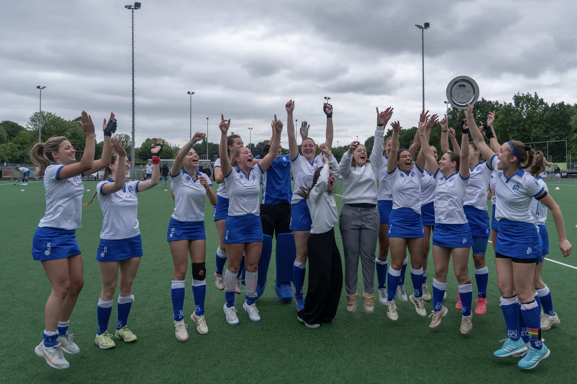 Dames kampioen en heren promoveren bij HV Weert