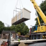 Nieuwe woonwagen vormt bijzonder moment voor Sinti-familie