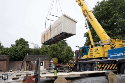 Nieuwe woonwagen vormt bijzonder moment voor Sinti-familie