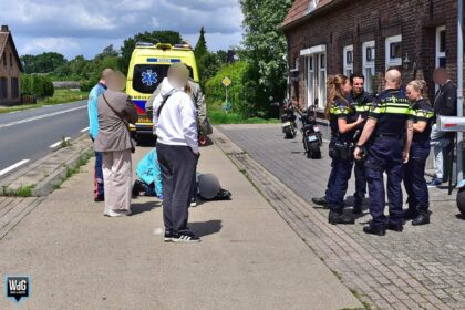 Vrouw gewond bij val met e-shopper op fietspad Roggelsedijk in Meijel
