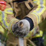 Brandweer redt negen baby-eendjes uit rooster op Kampershoek 2.0