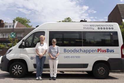 Vrijwilligers blikken terug op 20 jaar BoodschappenPlusBus