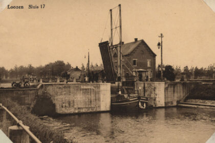 Sluis bij lozen waar de cultuurhistorische wandeling van de Aldenborgh onder andere aandacht aan besteed. Foto via De Aldenborgh