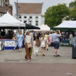 Gezellige drukte op weekmarkt en extra sfeer in binnenstad