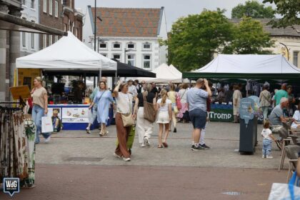 Gezellige drukte op weekmarkt en extra sfeer in binnenstad