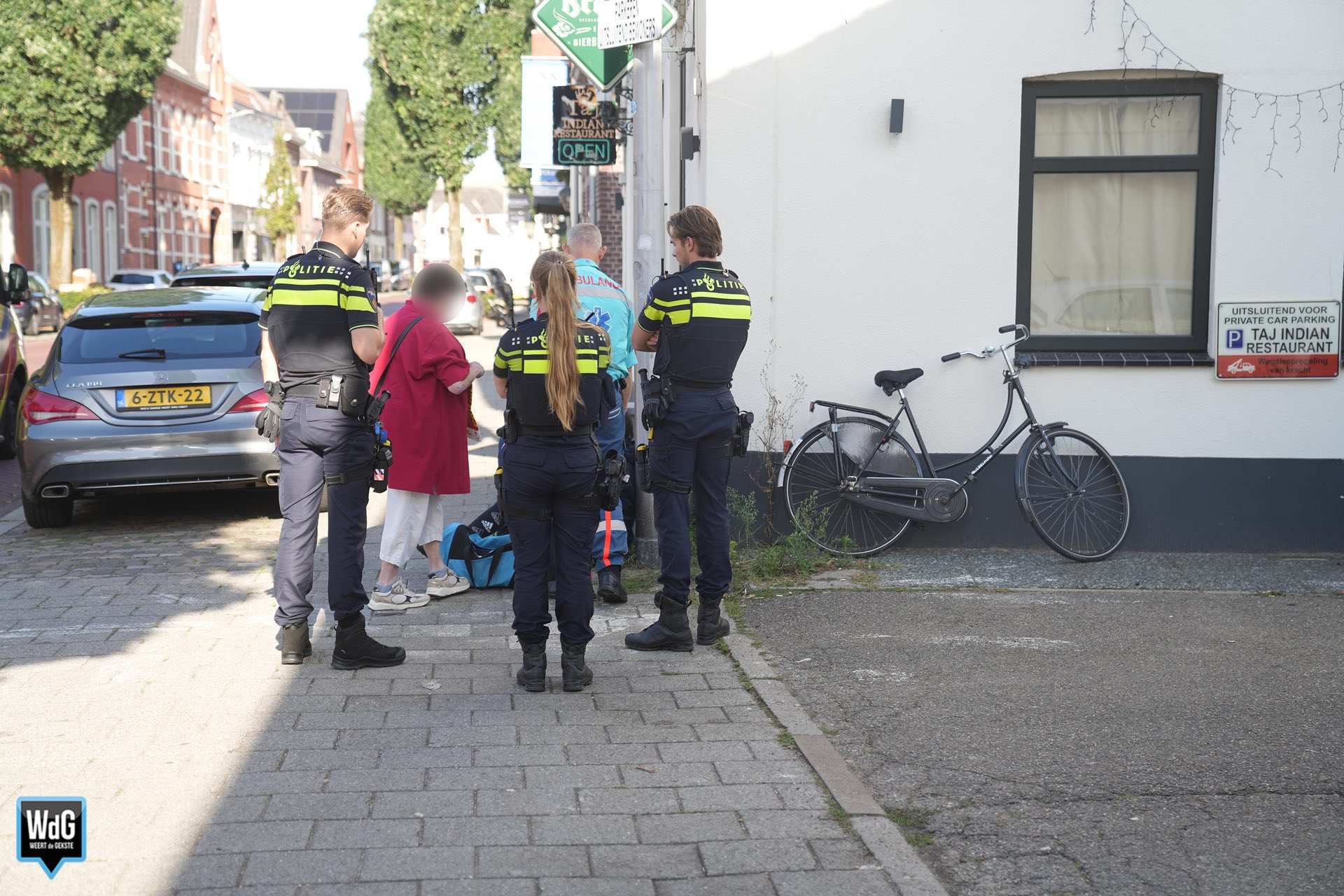 Twee vrouwen ten val op Maaspoort