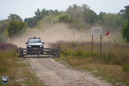Oefening op handgranaatbaan
