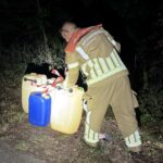 Jerrycans aangetroffen langs Lozerweg in Weert